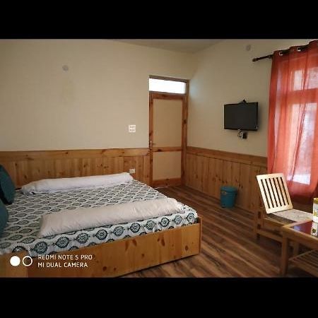 Jimmy'S Homestay Leh Buitenkant foto