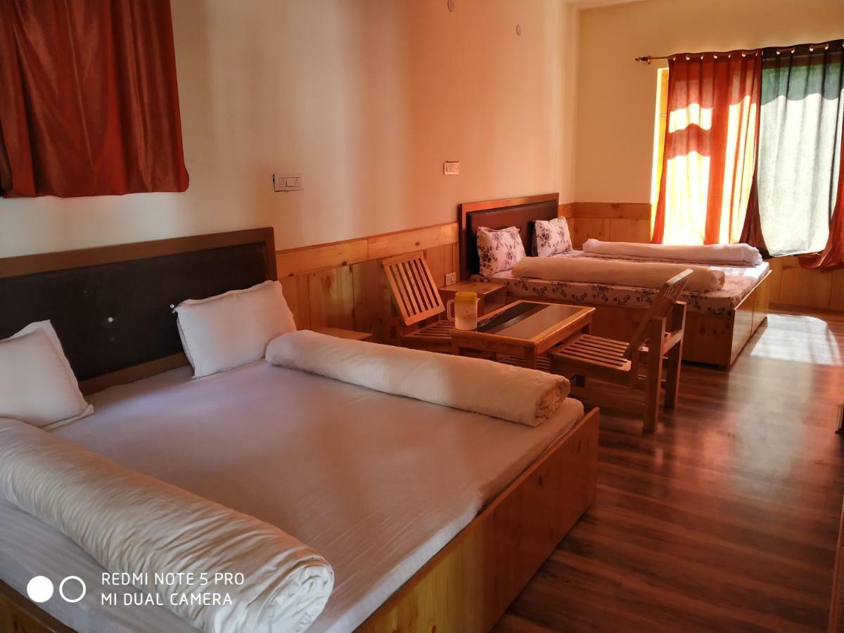 Jimmy'S Homestay Leh Buitenkant foto